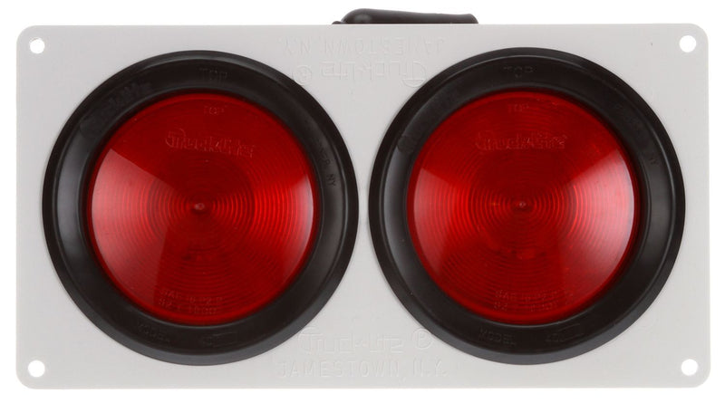 40 Series Red Incandescent Round Stop/Turn/Tail Light, PL-4 & 4 Screw Mount Kit | Truck-Lite 40743