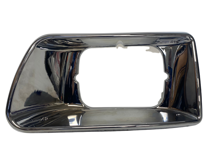 LH Chrome Headlight Bezel | 564.59031 Automann